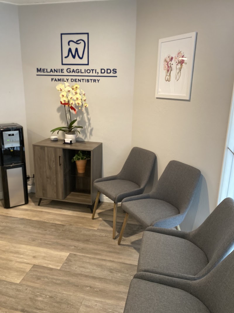 Melanie Gaglioti, DDS photo 2