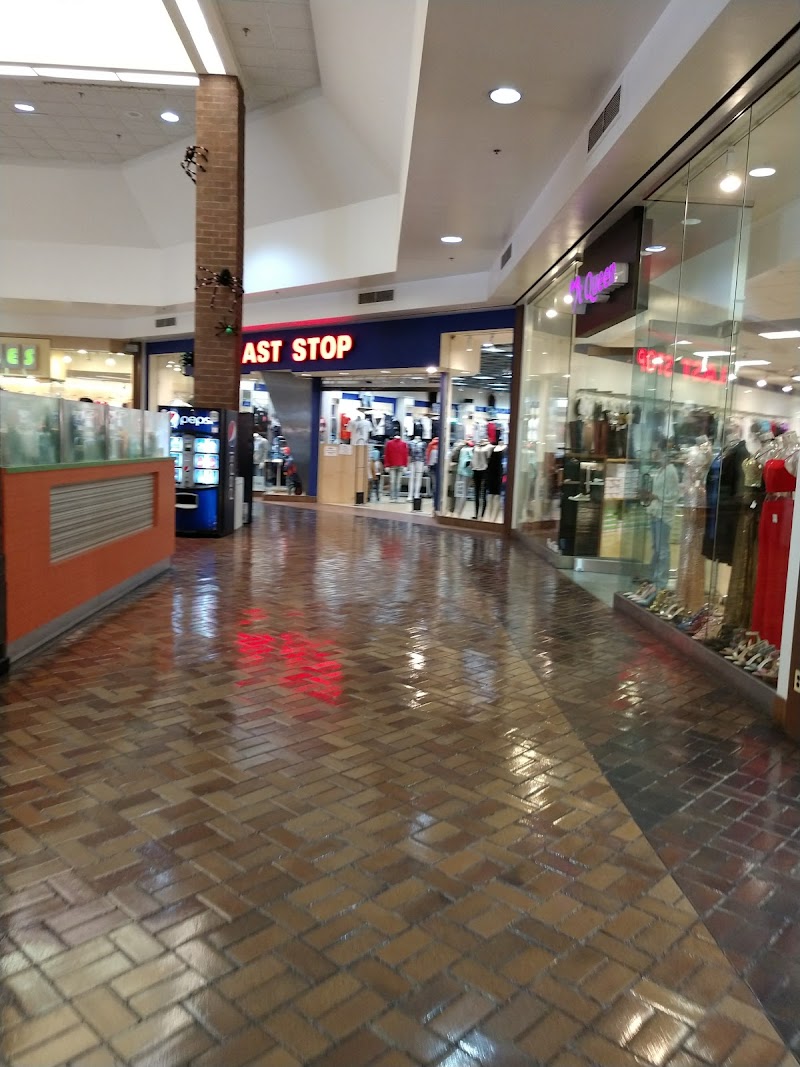 Centre at Forestville photo 5