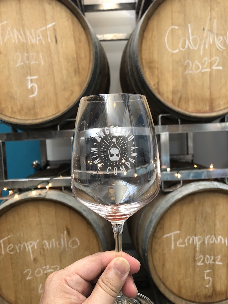 Angeleno Wine Company photo 2