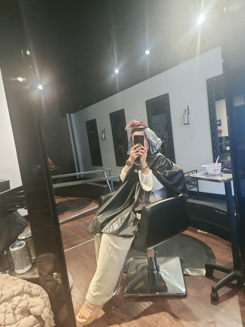 So Lavish Salon & Spa photo 3