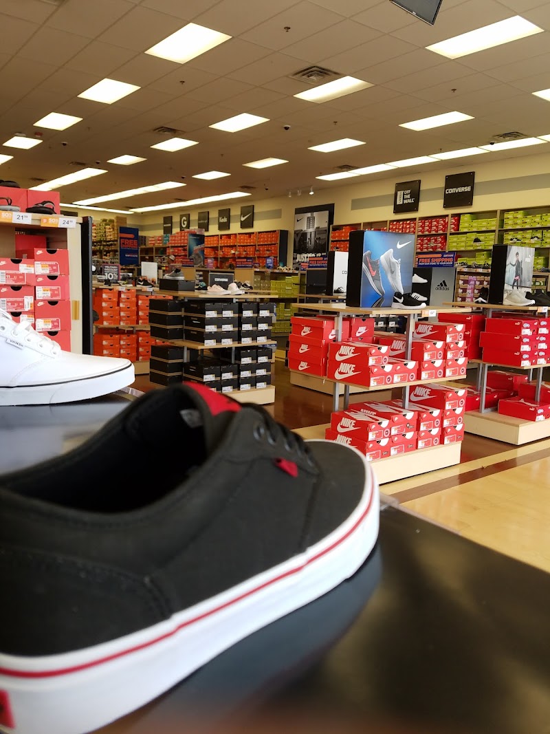 Rack Room Shoes photo 4