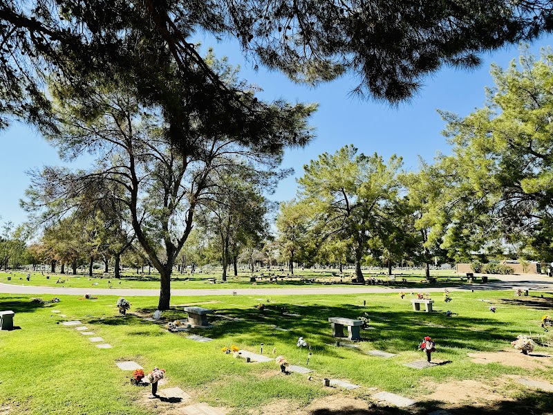 Photo of Resthaven Park Cemetery