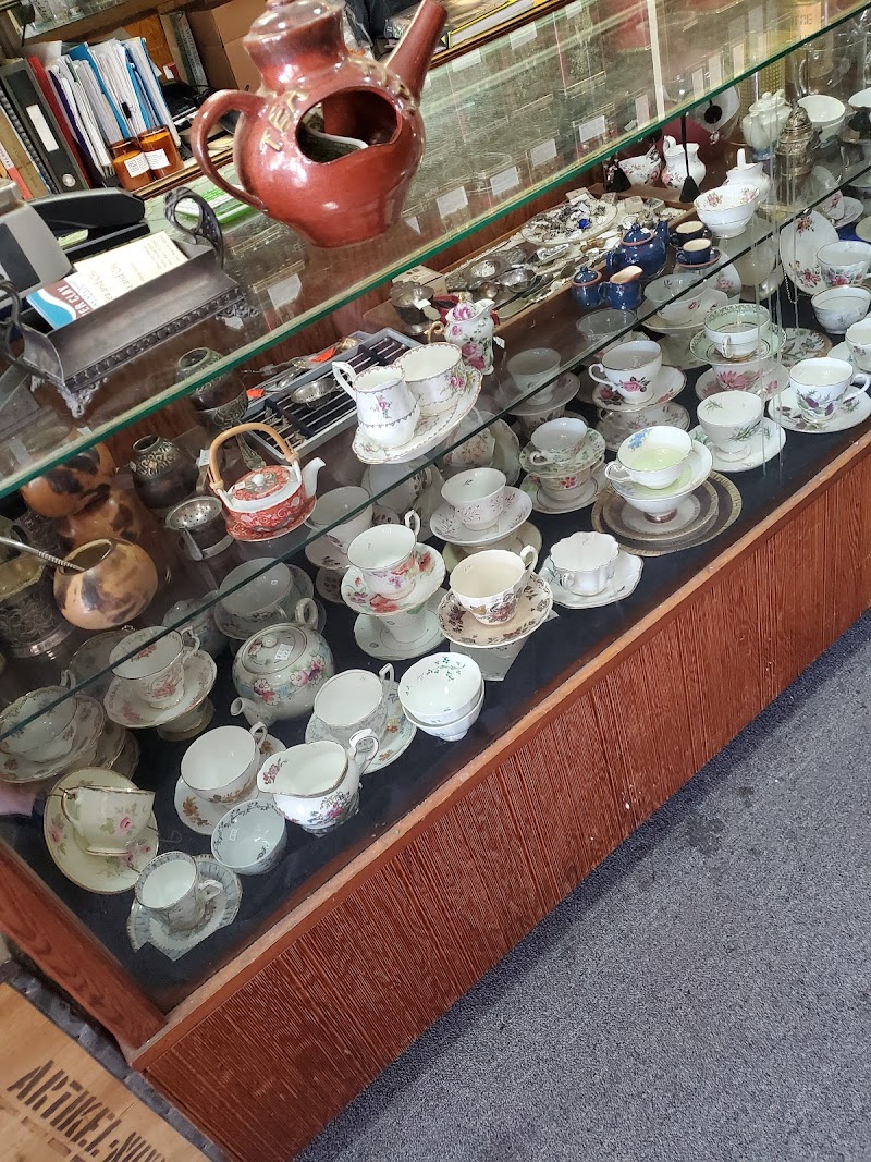 Tea and Chi photo 5