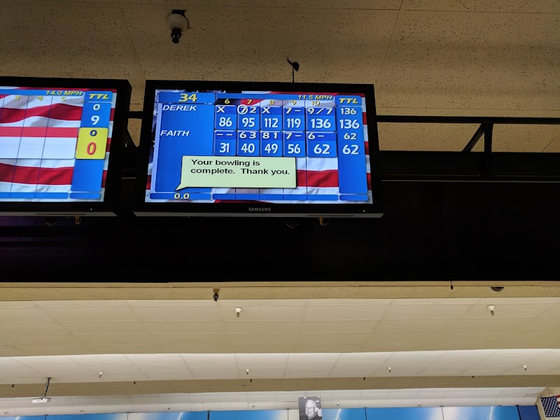 Earl Anthony's Dublin Bowl photo 5