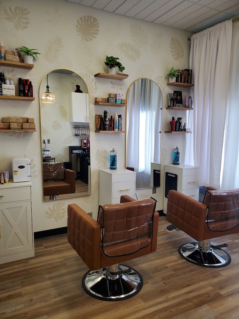 Sola Salons photo 2