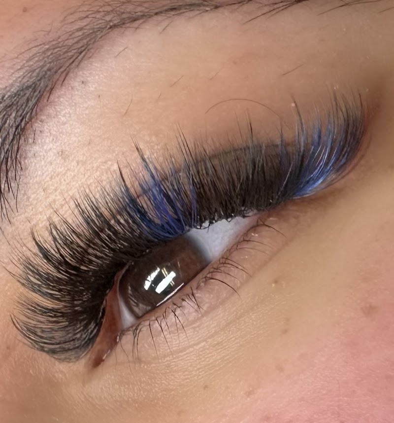 Aura Blu Beauty Lounge photo 2