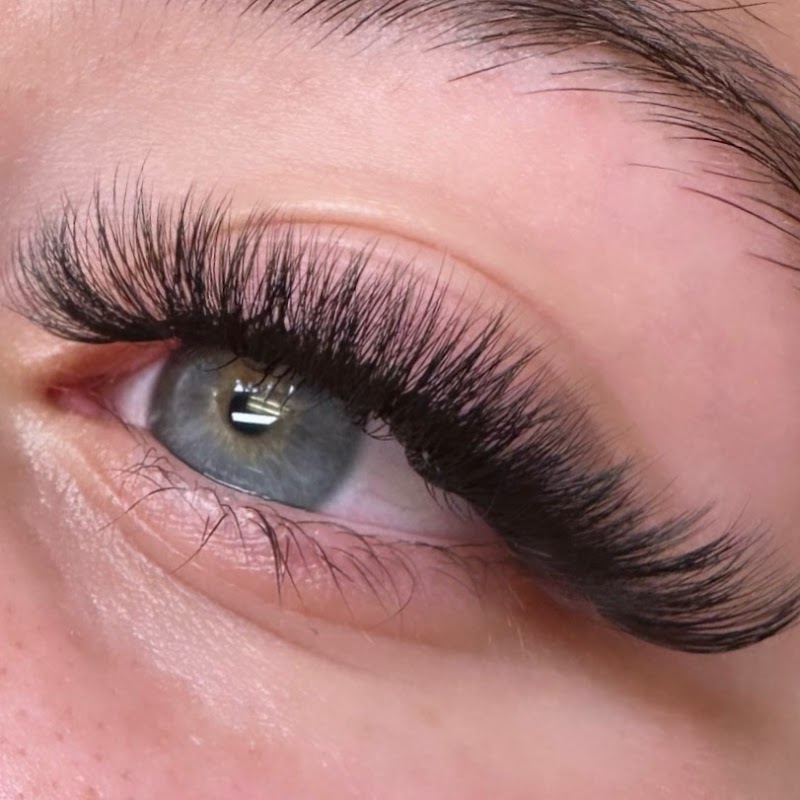 Aura Blu Beauty Lounge photo 4