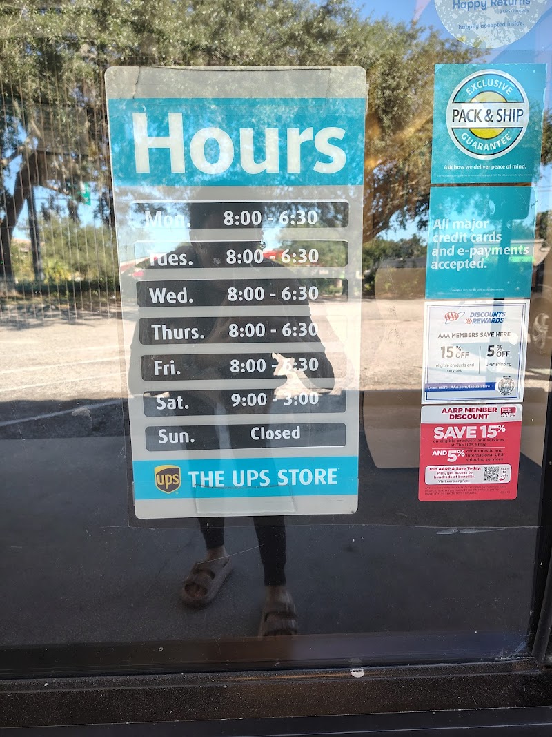 The UPS Store photo 3