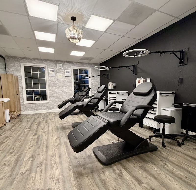 Photo of BrowMami Studio & Splash Ink