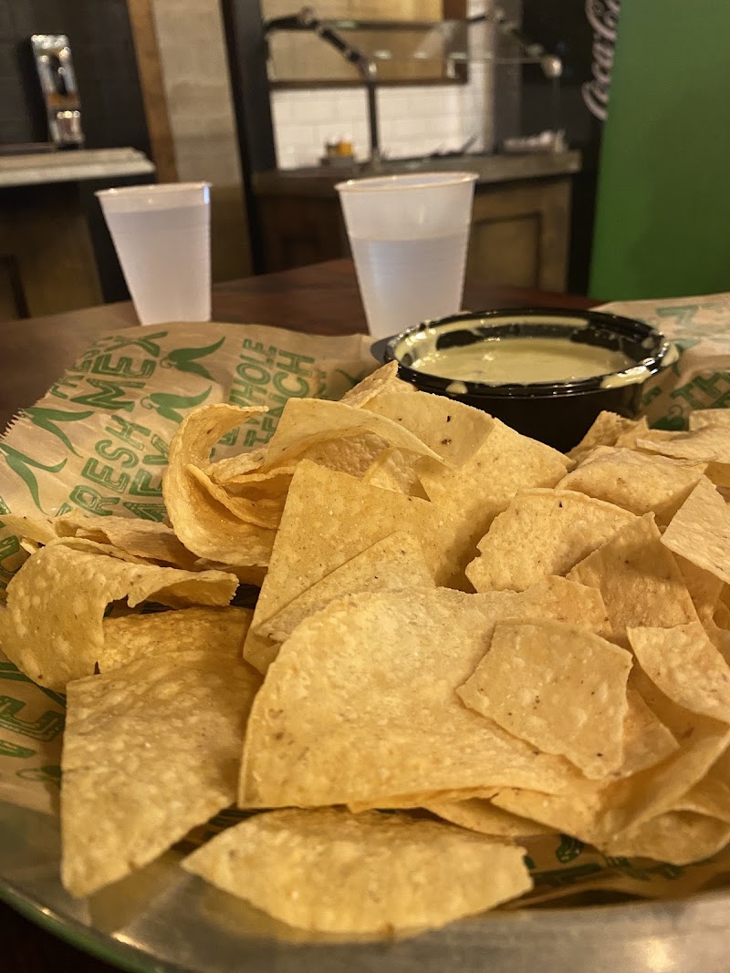 The Whole Enchilada Fresh Mexican Grill & Bar photo 3