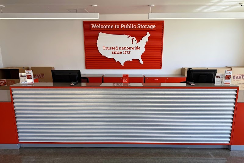 Public Storage photo 2