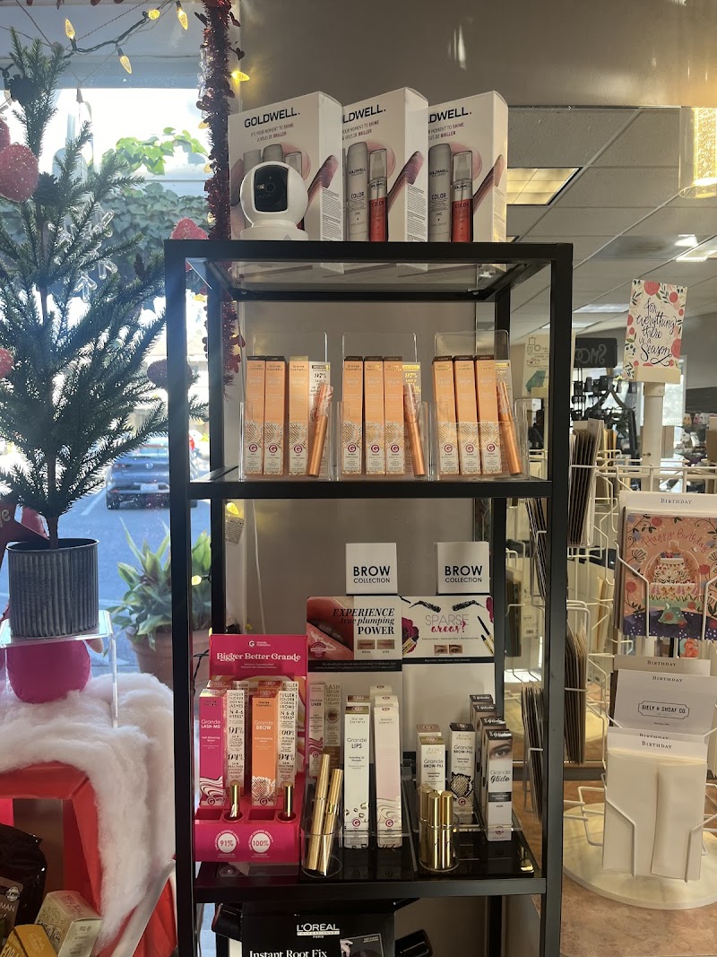 Beautique Beauty Bar photo 5
