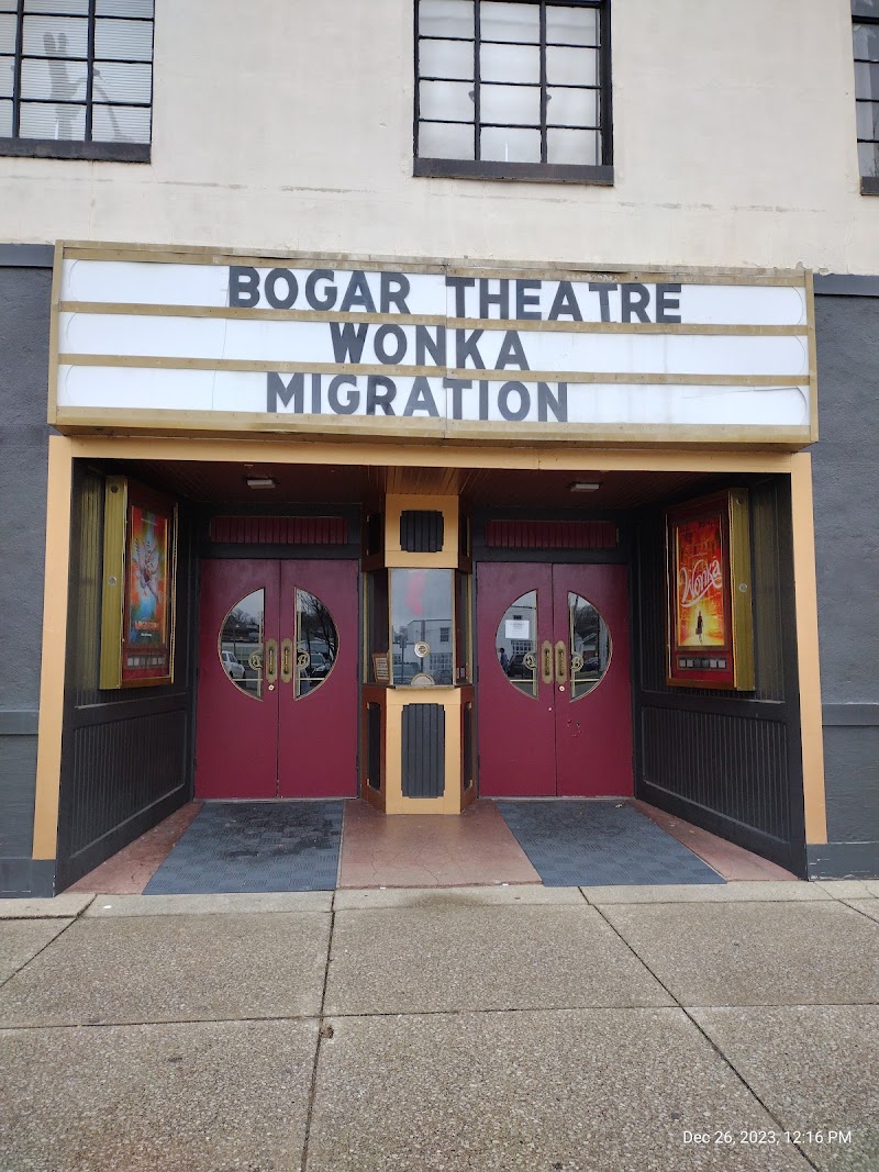 Bogar Theatre photo 2