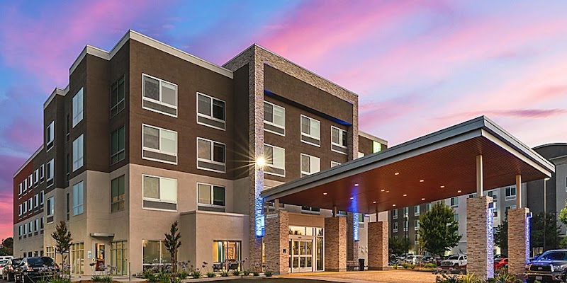 Photo of Holiday Inn Express & Suites Suisun City, an IHG Hotel