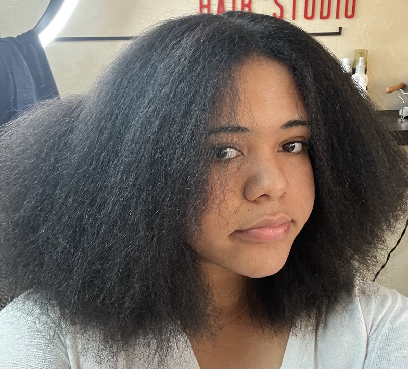Hyatt's Hair Studio photo 2