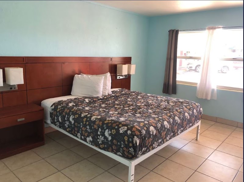 Economy Suites photo 4