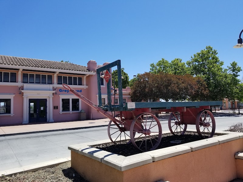 Monterey / Gilroy Train Station photo 5