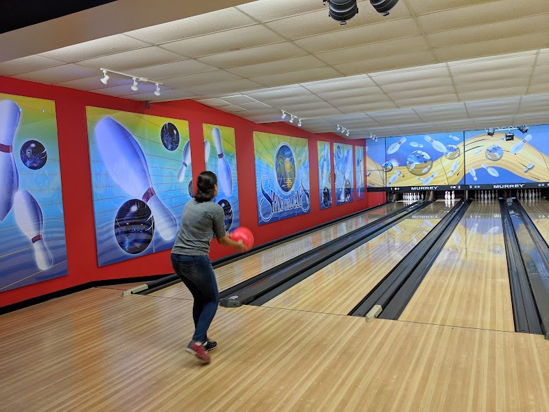 Bowlero Spring Hill photo 2
