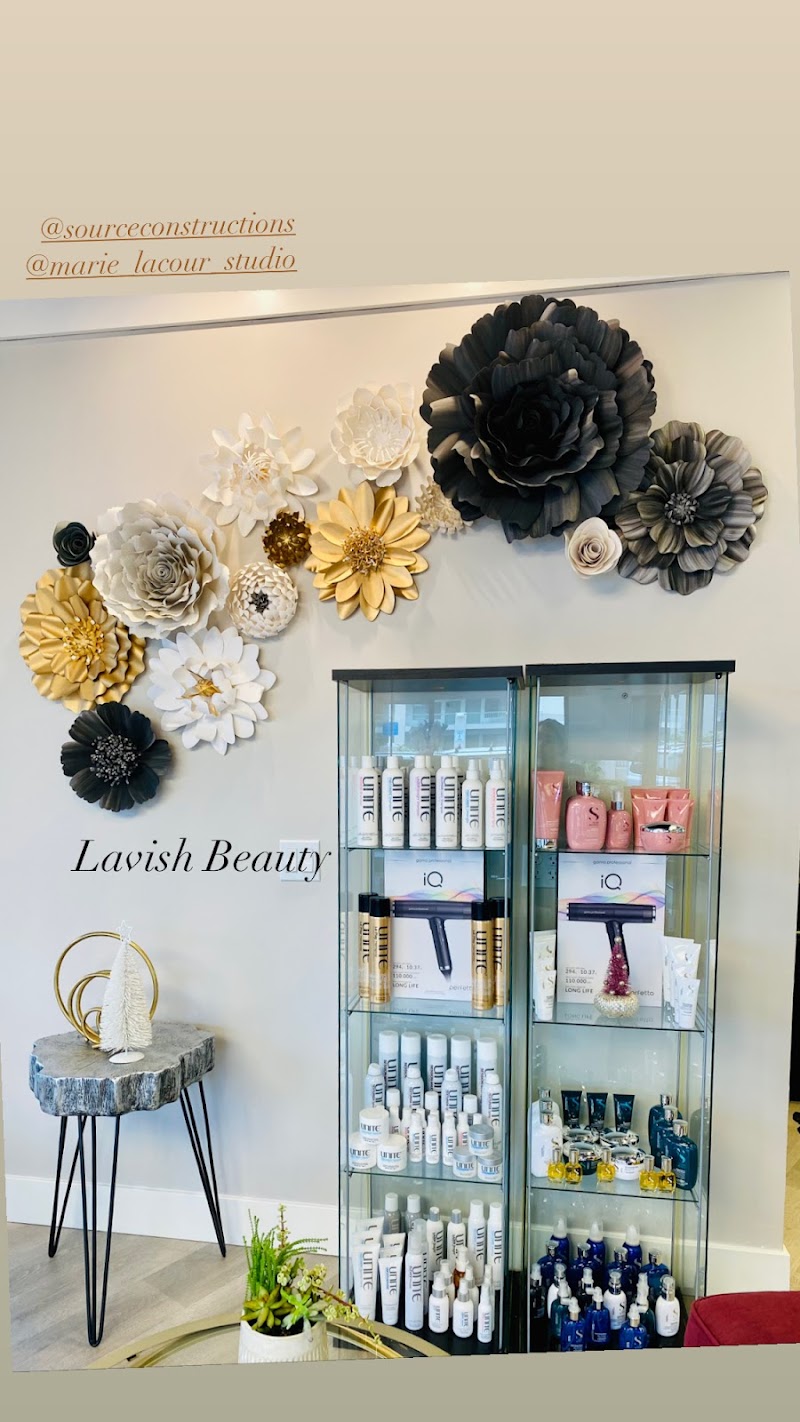 Lavish Beauty photo 4