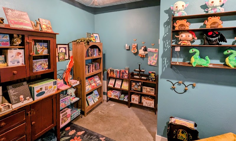 The Quill & Candle Bookshop photo 5
