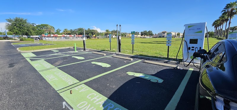 Electric Vehicle Charging Station photo 2