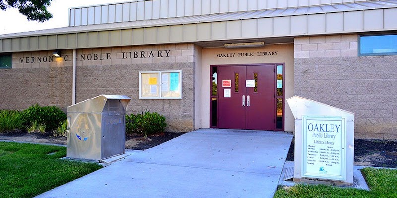 Photo of Oakley Library - Contra Costa County Library