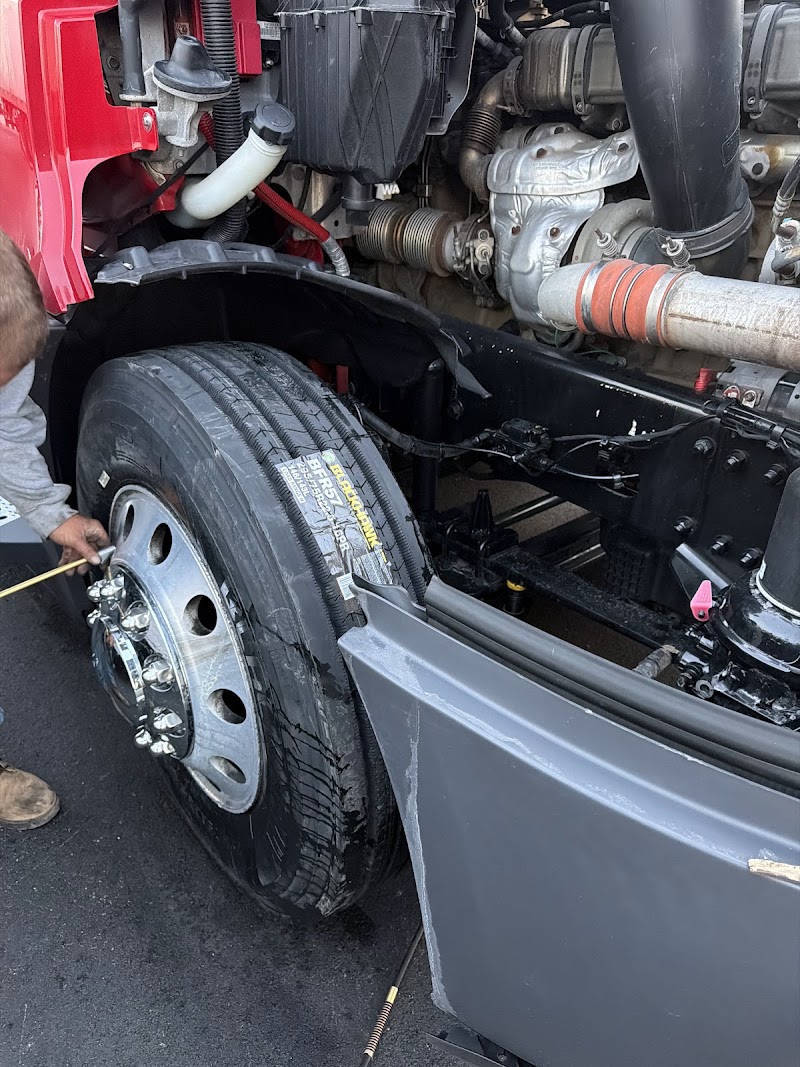 Photo of Sunpoint Commercial Tire Service