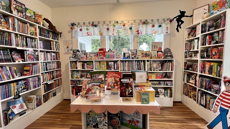 Sunshine Book Co. photo 3
