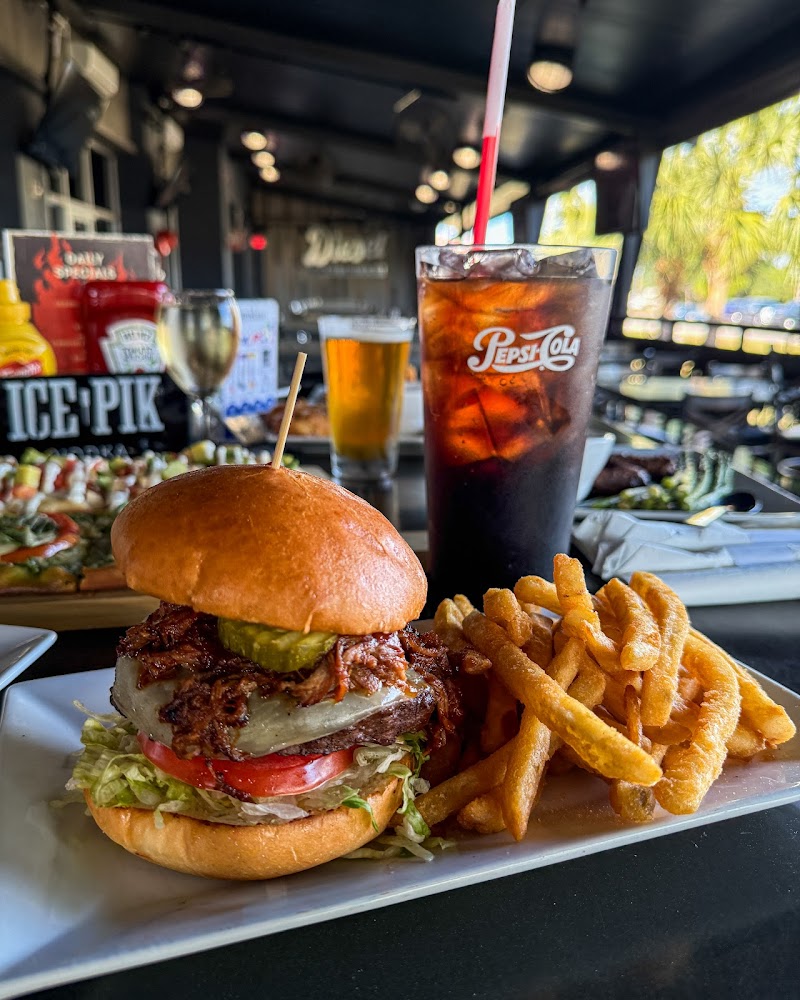 Diesel Garage Grill & Bar photo 5
