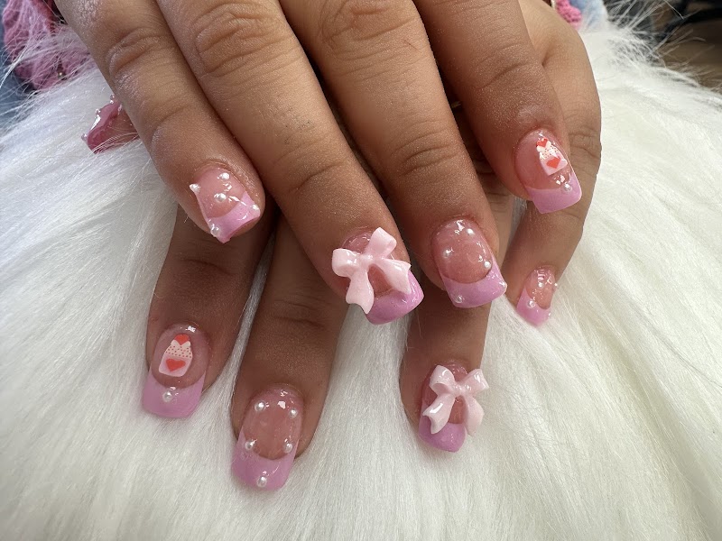 Modern Nails photo 3