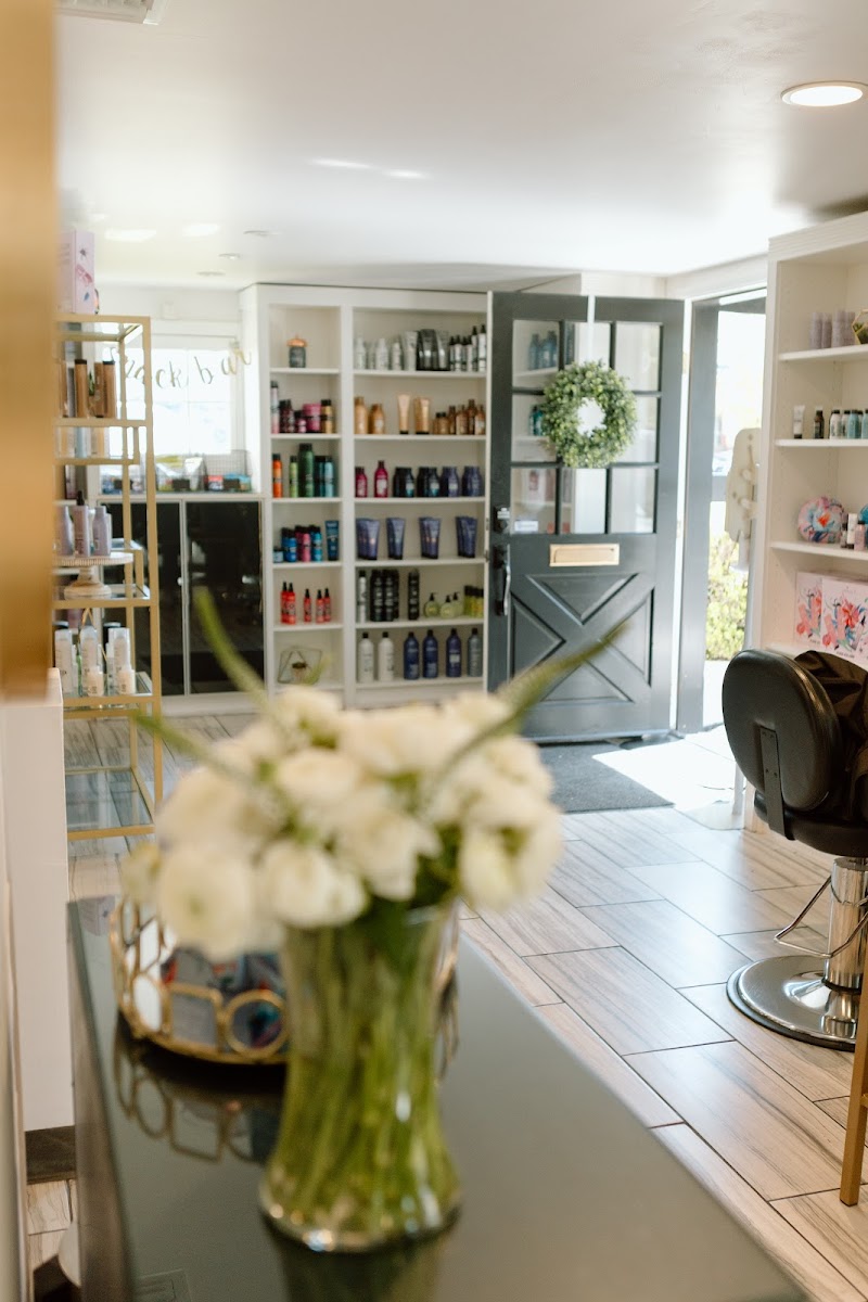 Photo of Salon 955