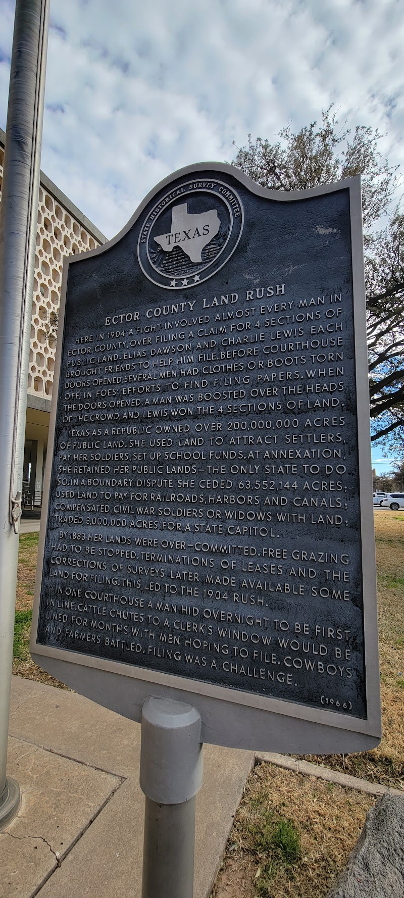 Ector County Courthouse photo 3
