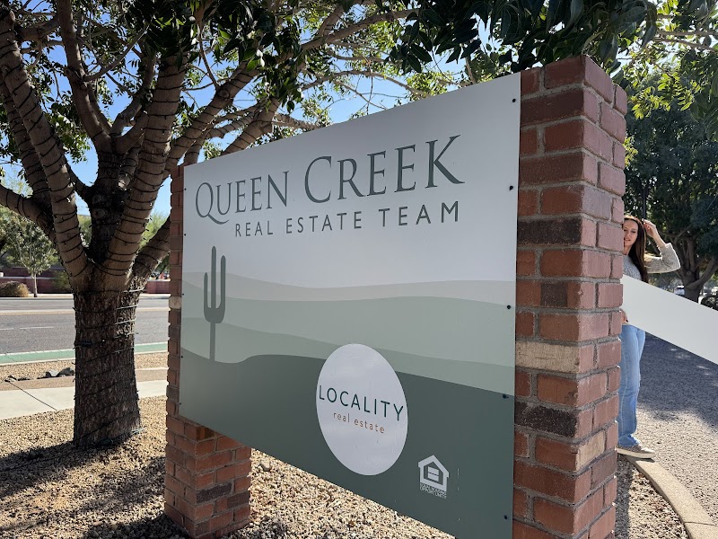 Queen Creek Real Estate - April Anderson photo 2