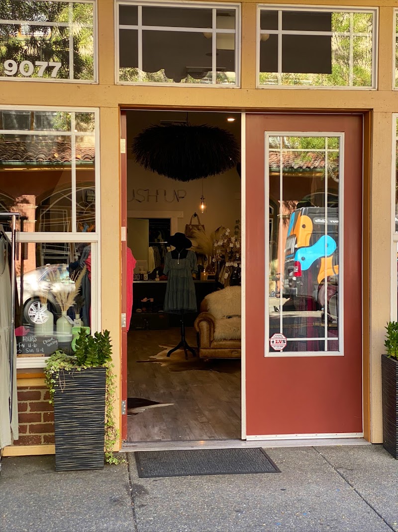 Hush Up Clothing Boutique photo 5