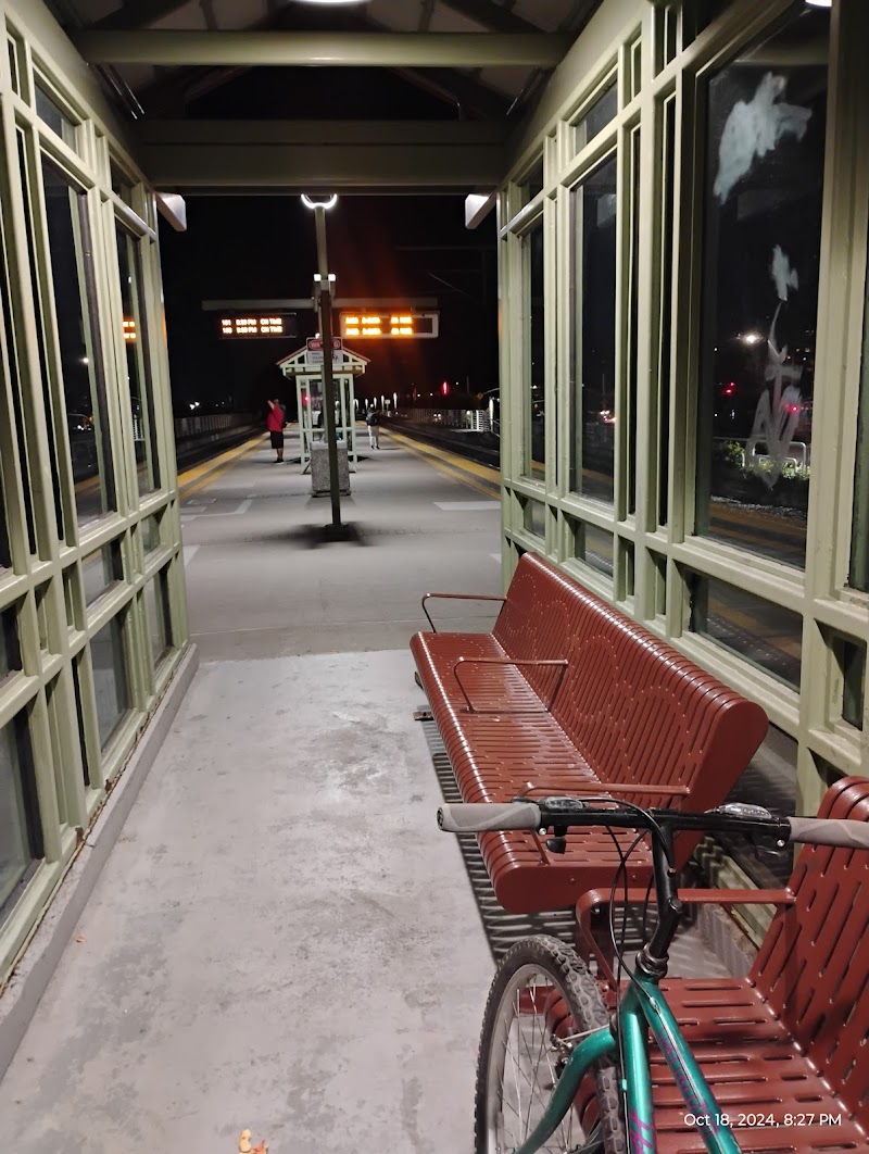 Photo of Millbrae Intermodal Station (East)