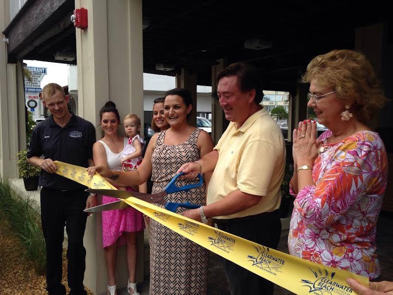 Salty's Island Bar & Grille photo 4
