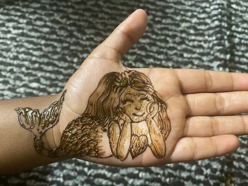 Shilpakala Artworld - Henna, Face Paint, Balloon Twisting, Cloth Alterations photo 4