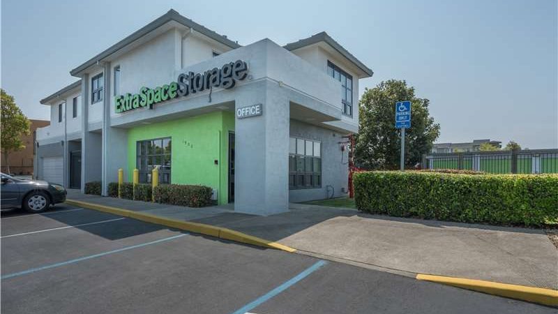 Photo of Extra Space Storage