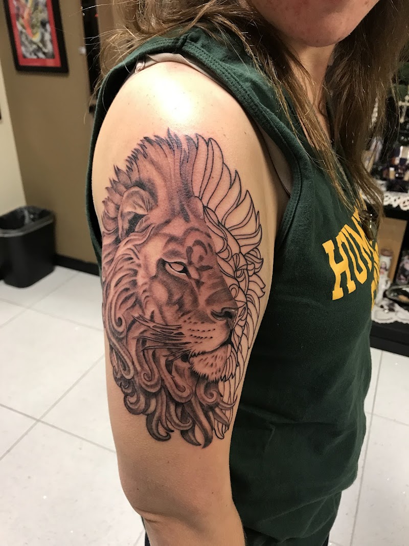 Tattoo Artist Victor Trujillo photo 5