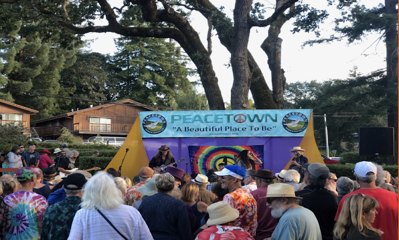 Peacetown photo 3