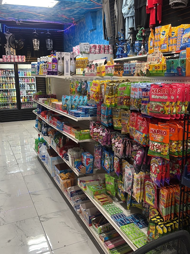 AAA MARKET photo 4
