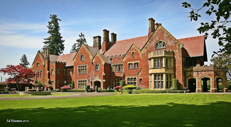Photo of Thornewood Castle