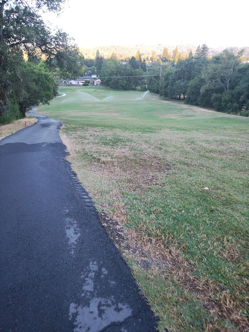 Healdsburg Golf Club at Tayman Park photo 2