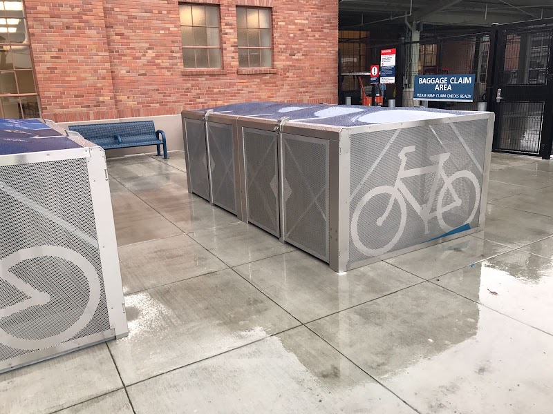 BikeLink : Suisun City train station photo 2
