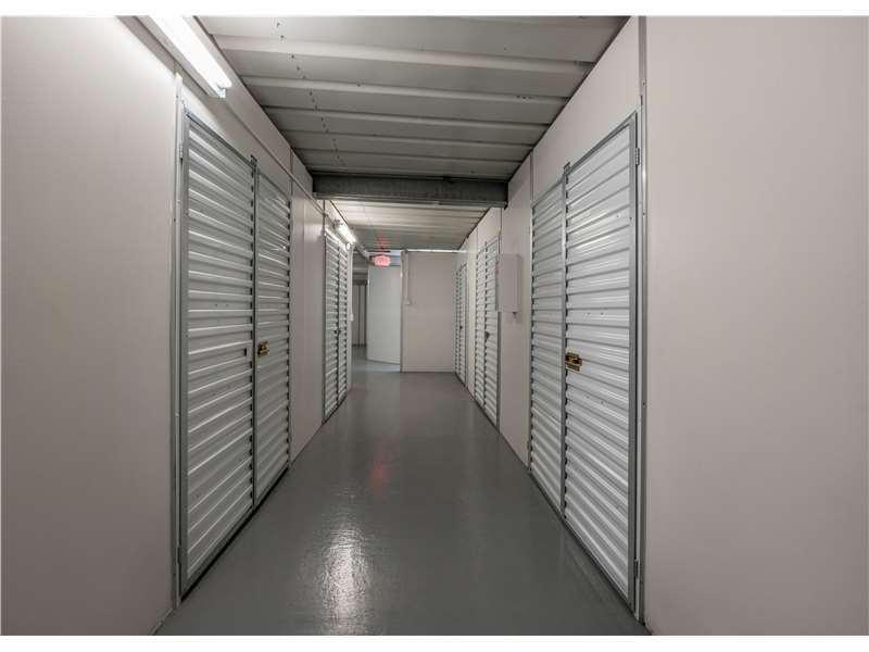 Extra Space Storage photo 4