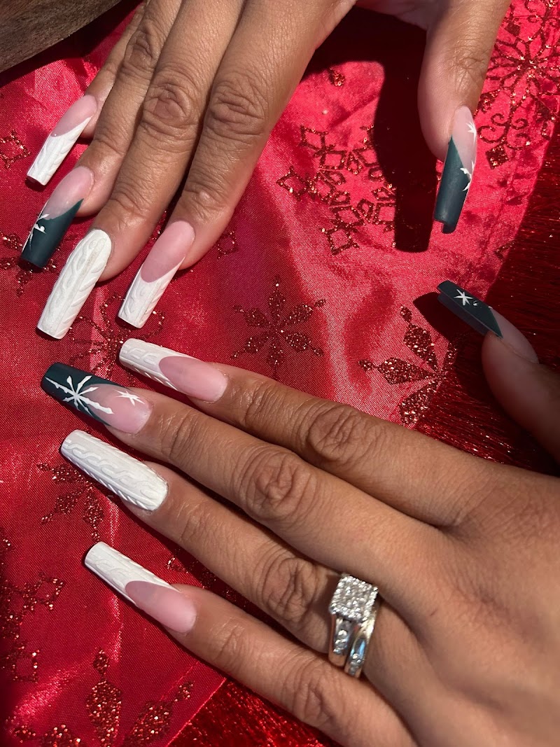 Photo of Hang 10 Nailz