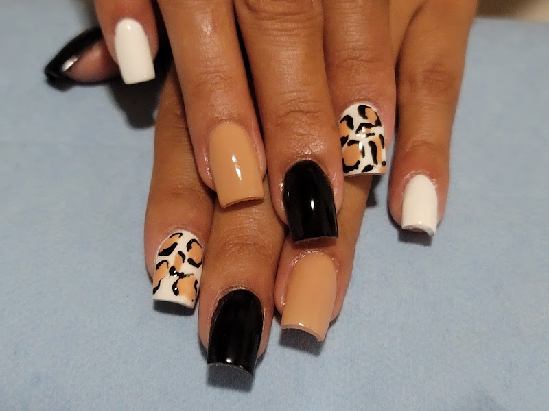 Hang 10 Nailz photo 4