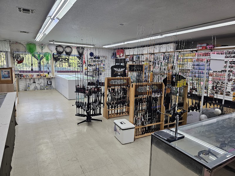 J & J Bait and Tackle Outfitters II photo 2