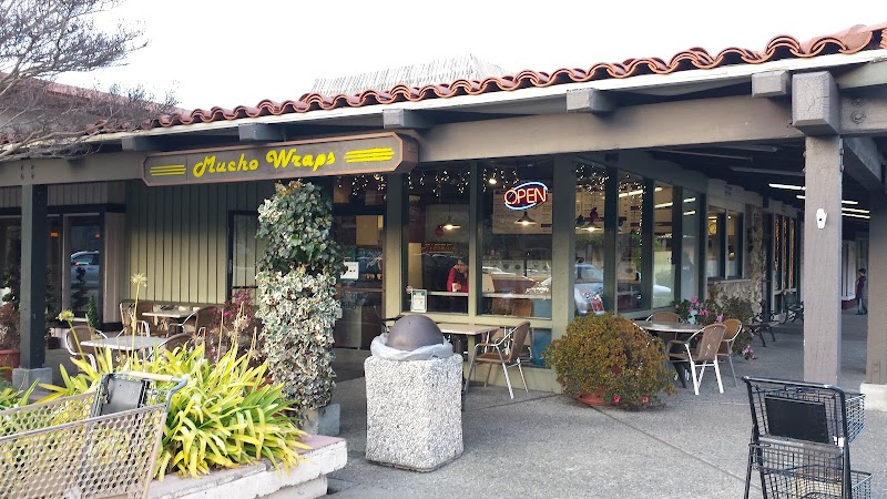 Mucho Wraps photo 3
