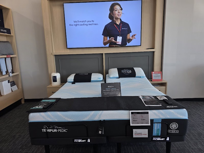 Mattress Firm Sun City Center photo 3